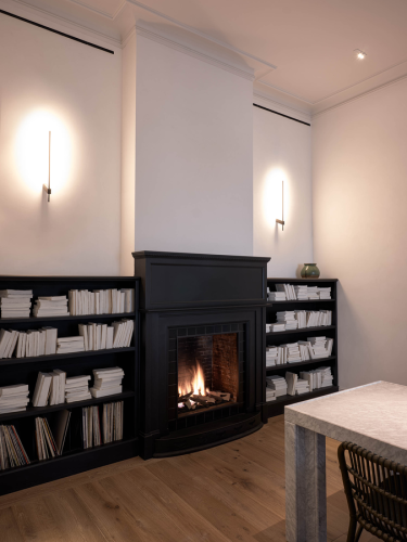 Finlin Wall 1.0, Oro/Nero