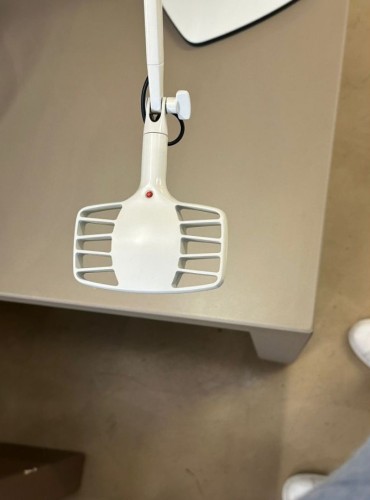 Luceplan Otto Watt bianca; esposizione