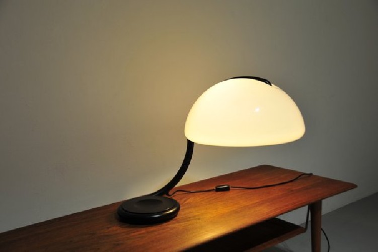 Martinelli Luce Serpente Tavolo