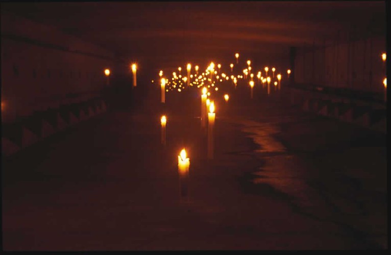 Ingo Maurer Fly Candle Fly!