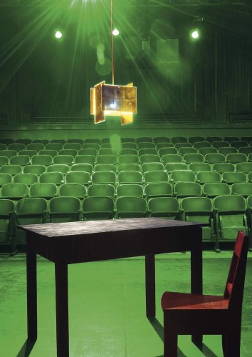 Ingo Maurer 24 Karat Blau