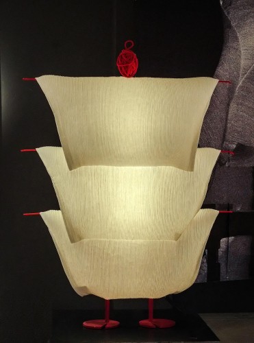 Ingo Maurer Walking in the Rain