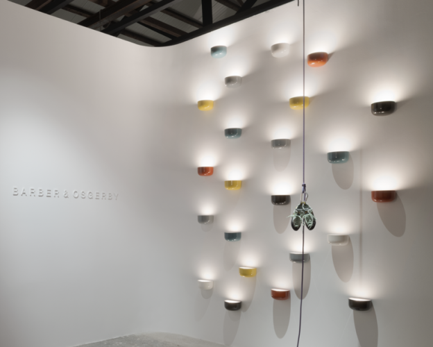 Flos Bellhop Wall Up