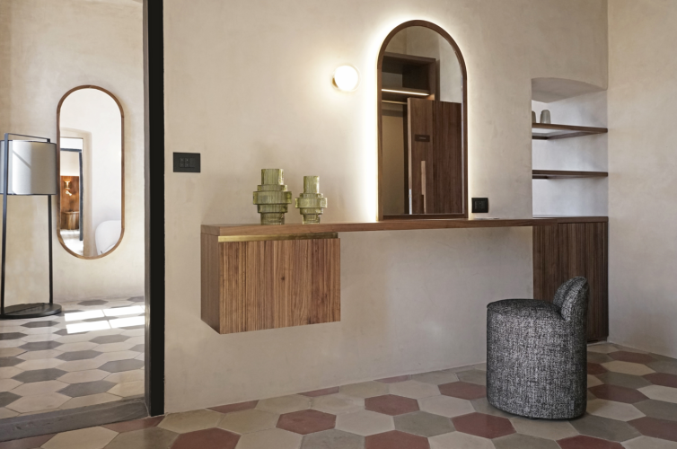 Tooy Nabila 552.42 LED