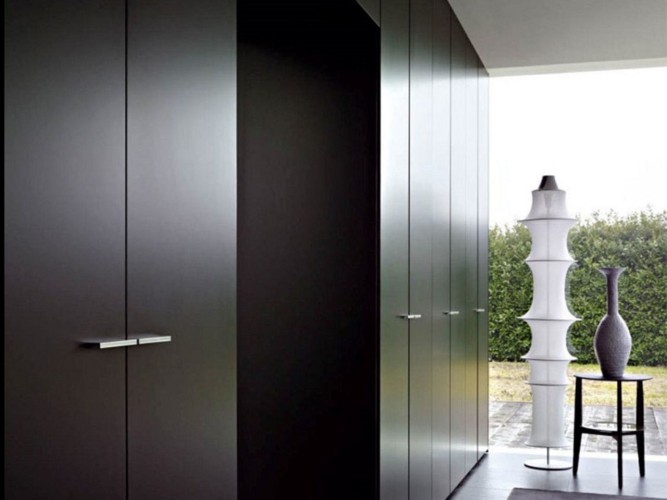 Artemide Falkland, terra